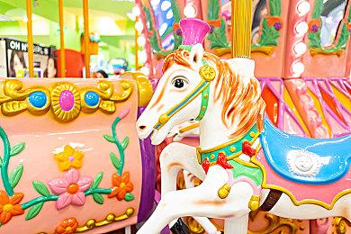 《幽城之下》登陆steam 像素风建设经营战斗冒险